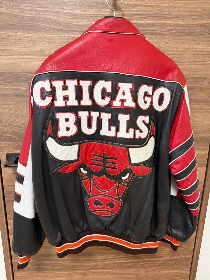 ジェフハミルトン シカゴブルズ レザー スタジャン リバーシブル 帽子セット M