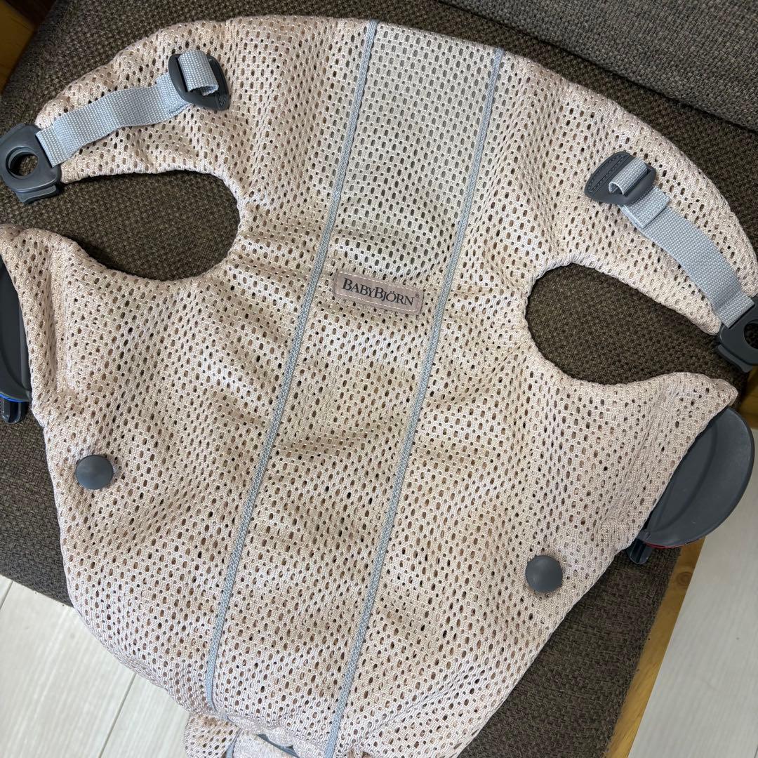 超美品 BABYBJÖRN ベビーキャリア ミニ Air メッシュ　箱説明書付き
