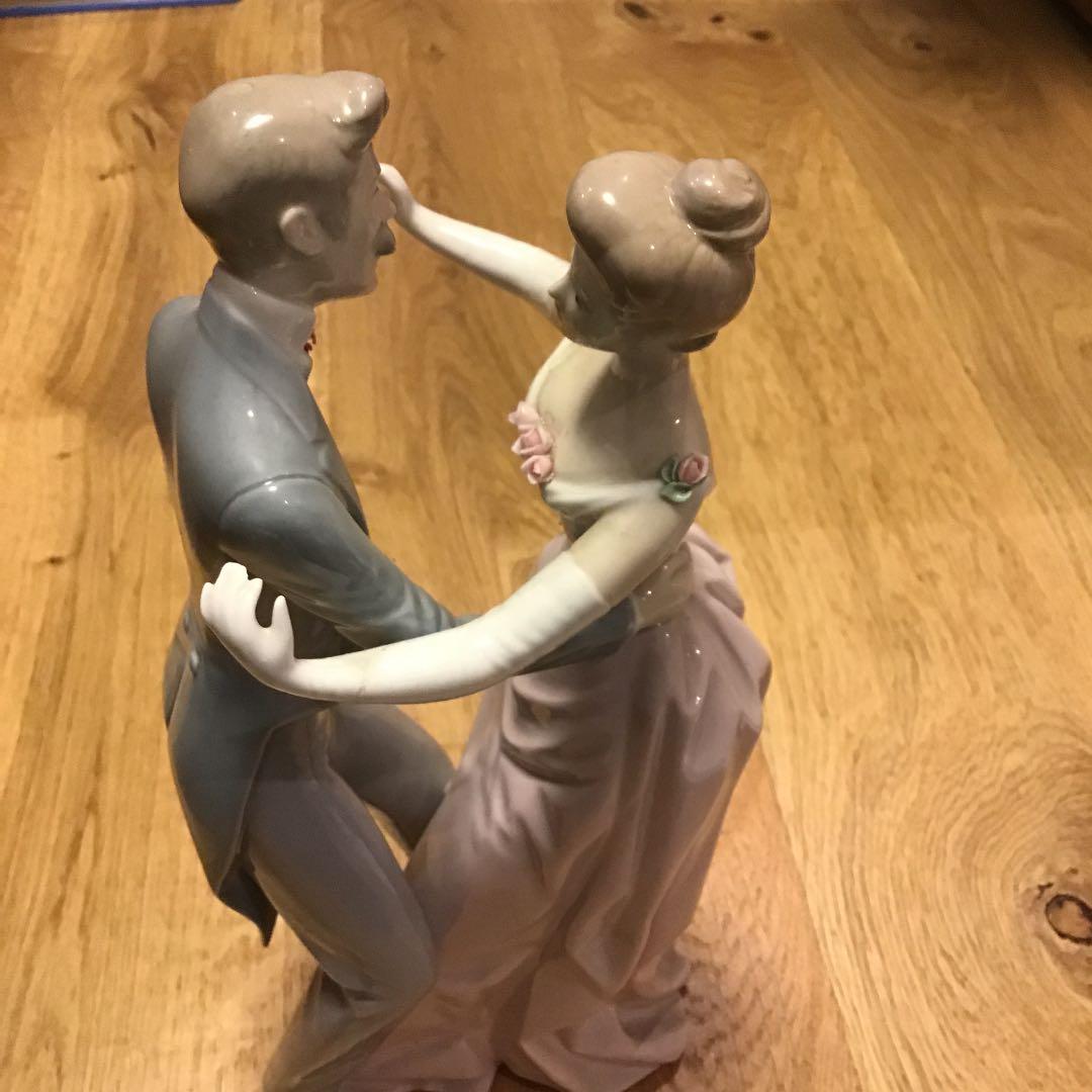 Lladro 人形