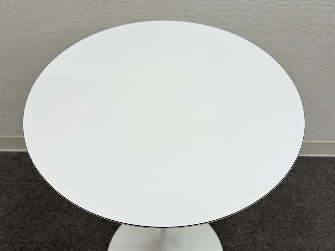 Knoll■オーバルサイドテーブル　チューリップテーブル　エーロ・サーリネン　白