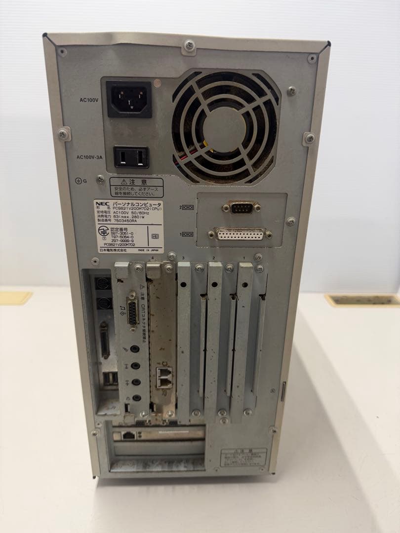 PC‑9821 V200 本体のみ 通電確認済 ジャンク扱い