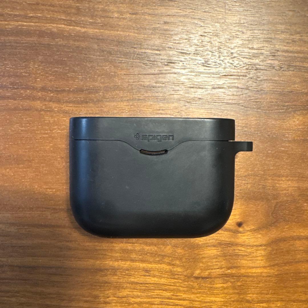 SONY WF-1000XM3（Spigenケース付き）