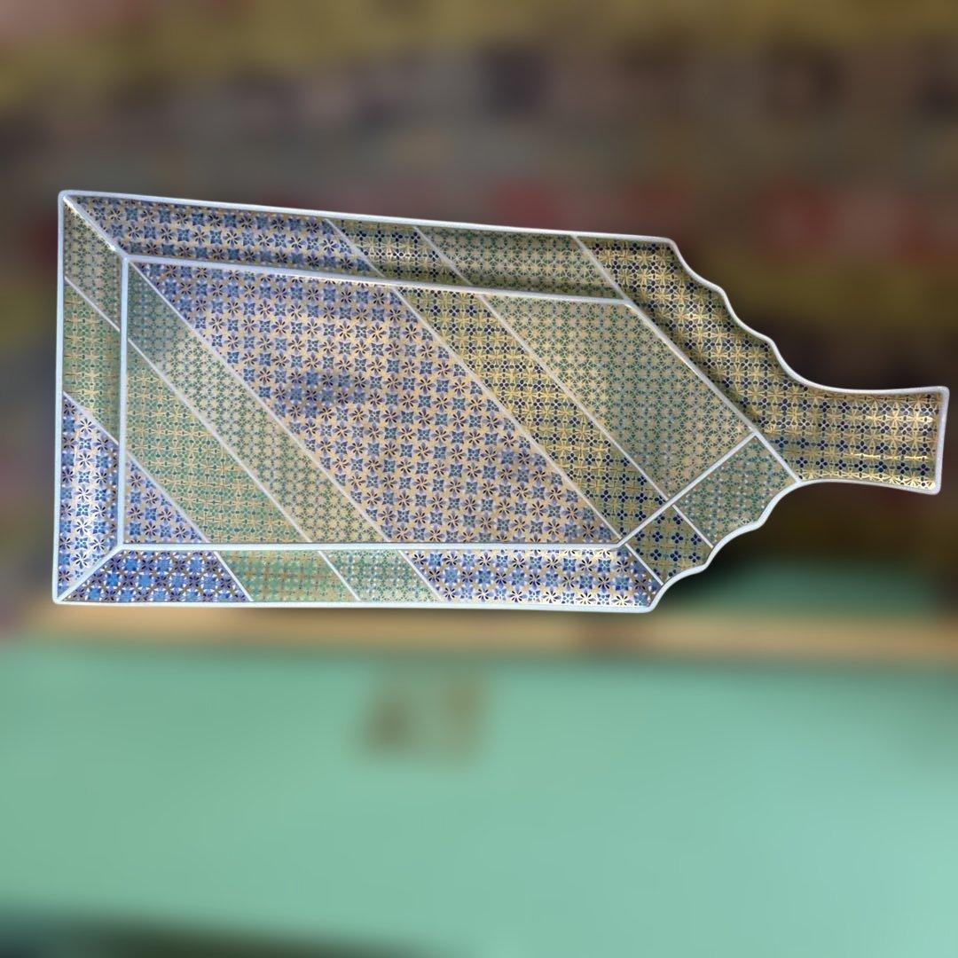 未使用　￼前畑陶器　羽子板大皿　色絵金彩　36.6×18.2〜15〜4×高2cm