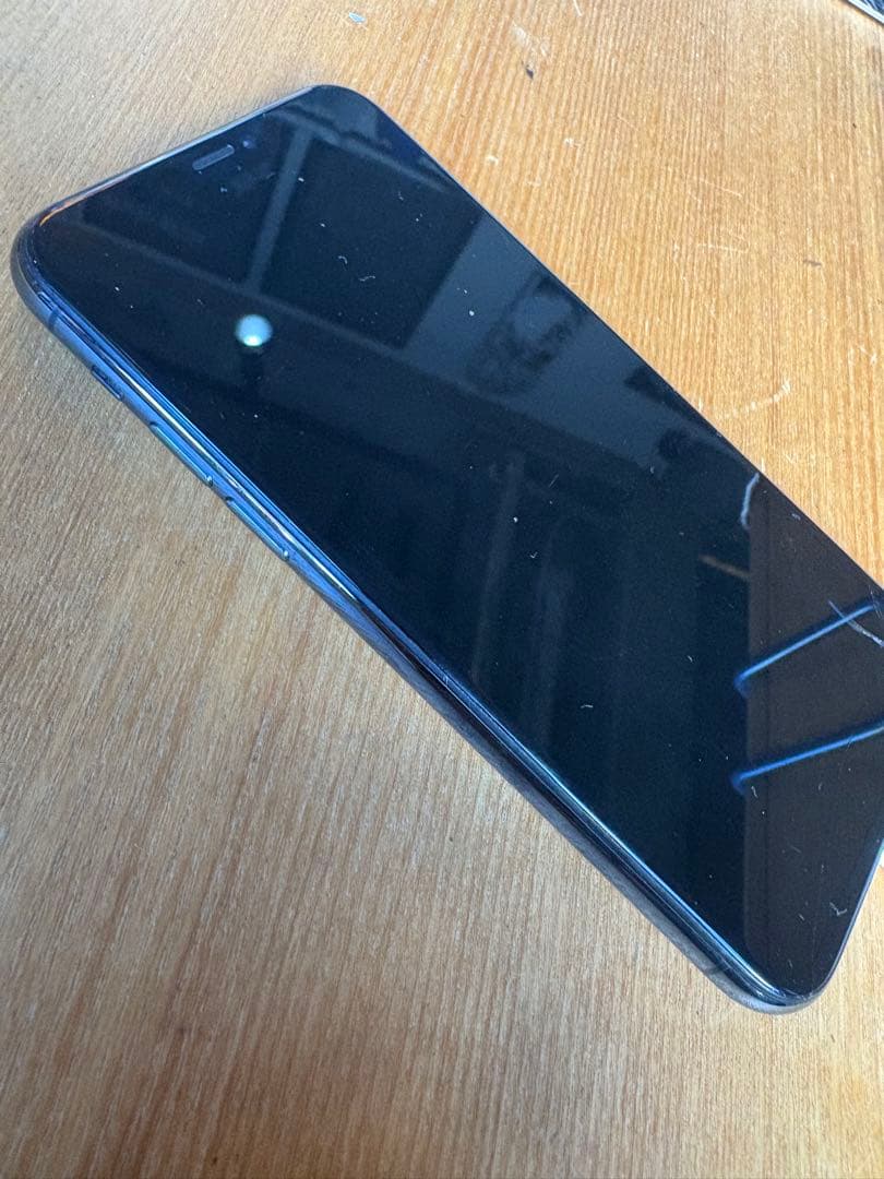 Apple iPhone 11 Pro 256GB ひび割れあり