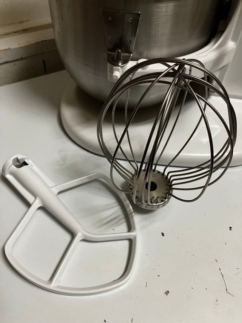 キッチンエイドスタンドミキサKSM5WH ホワイトジャンク　備品つき