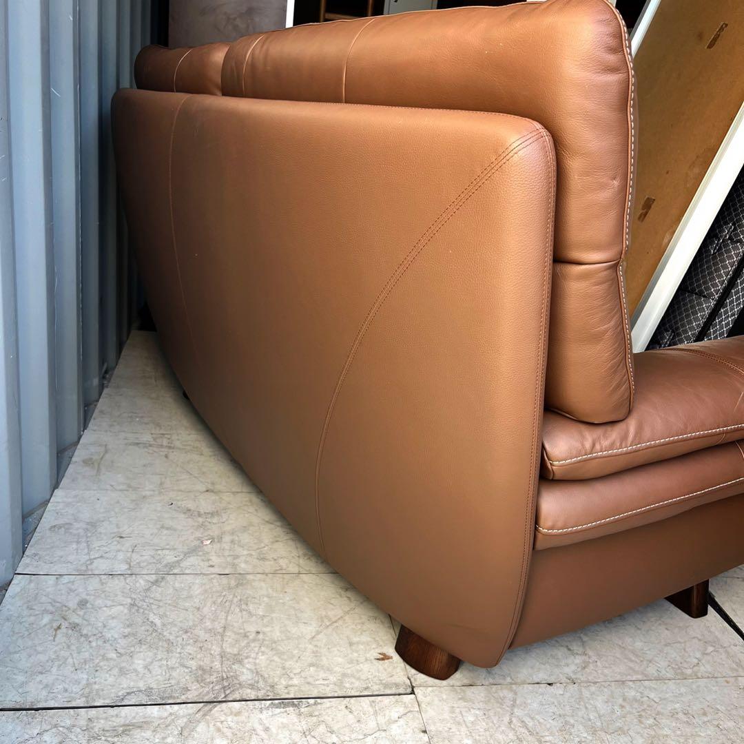 取付無料！カリモク家具 本革 ZT83北欧風リーベルブラウン2.5人掛けソファ✨