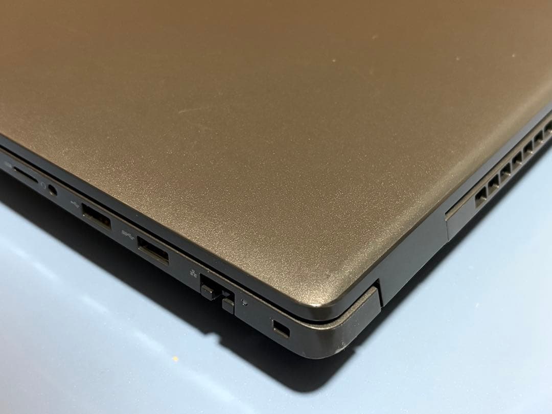 DELL Latitude 3520 第11世代 i5/16GB/15.6FHD