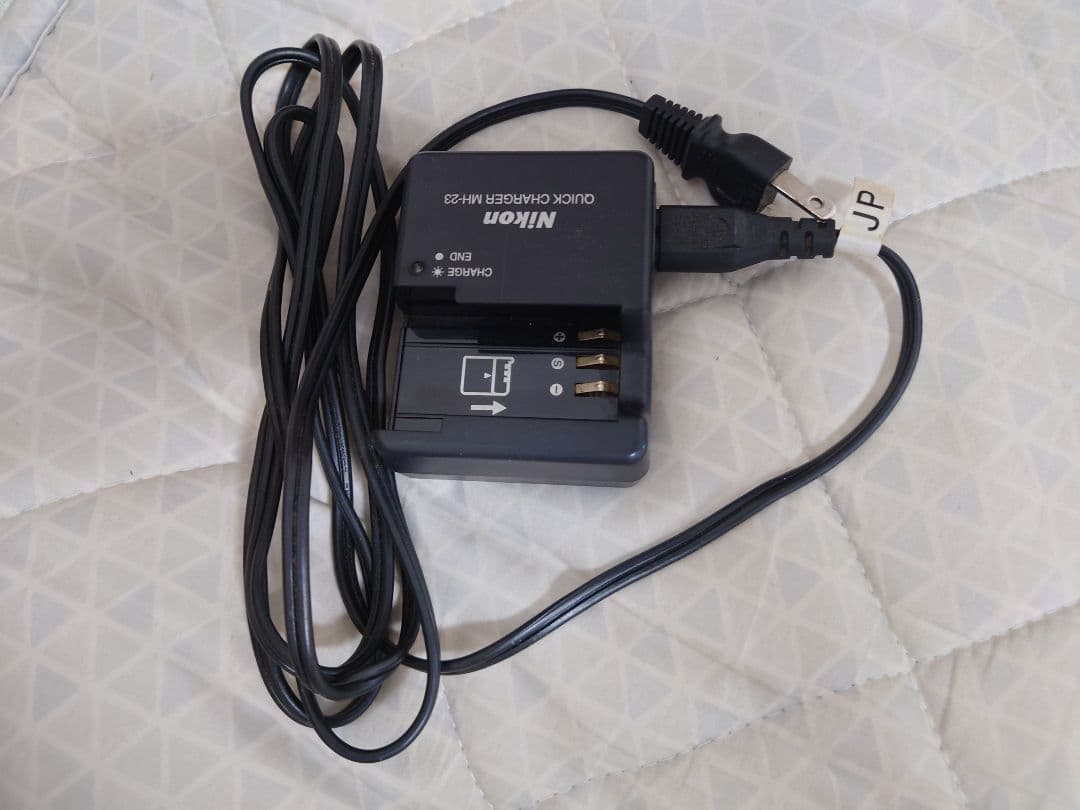 デジタルカメラ Nikon D3000