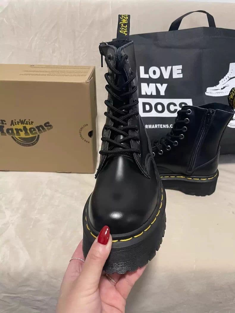 Dr.Martens 厚底 8穴 ハイカット マーチンブーツ レディース24cm