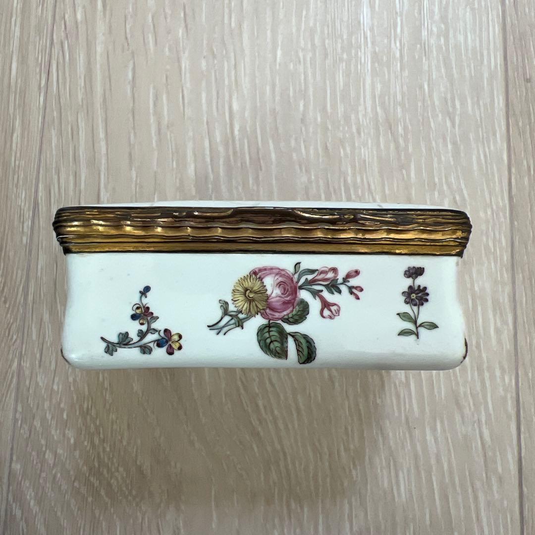 ヨーロッパのアンティーク小箱