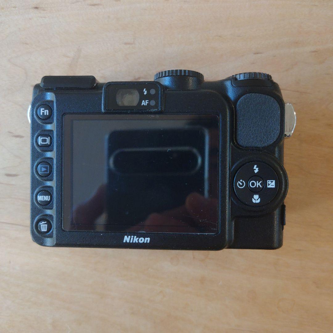 Nikon COOLPIX P5100 & 純正ケース