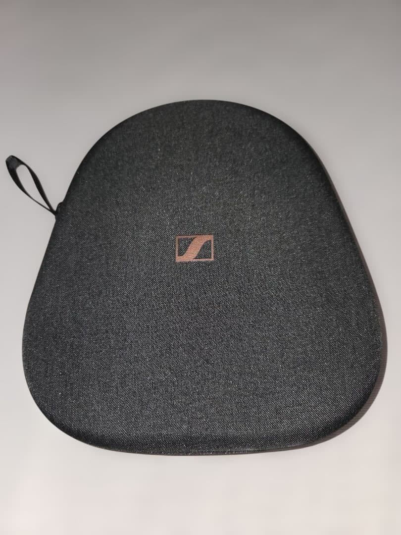 ヘッドホン Sennheiser Momentum 4 wireless