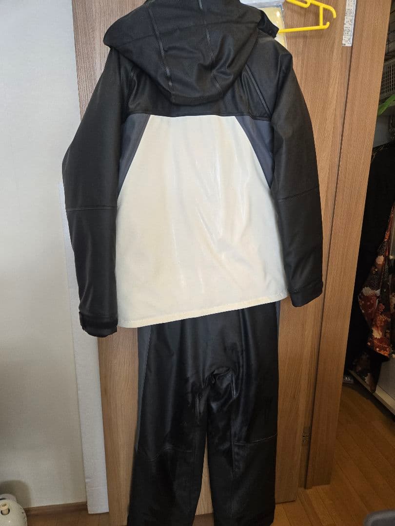 フィッシングウェア 防寒 上下 新品未使用