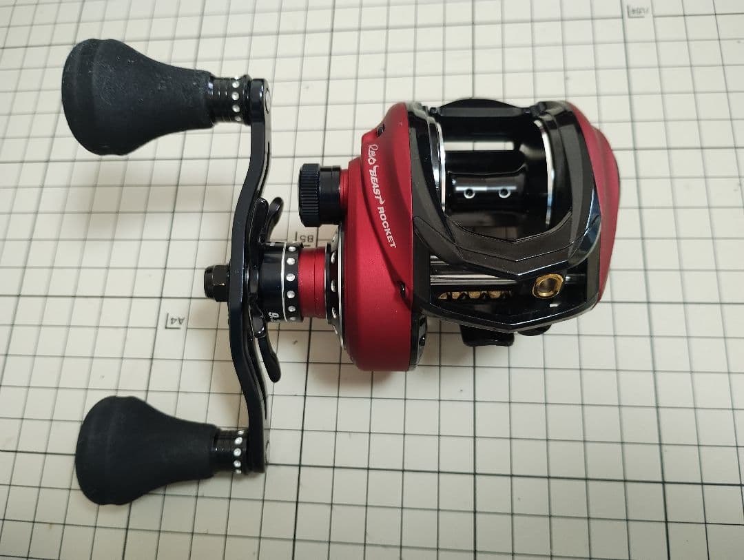 リール Abu Garcia REVO BEAST ROCKET 9.2:1