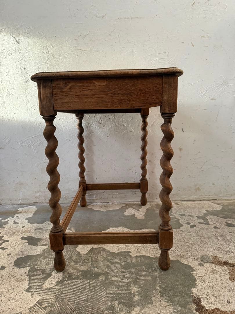 ビンテージ　サイドテーブル ベッドサイドテーブル　大　剥離