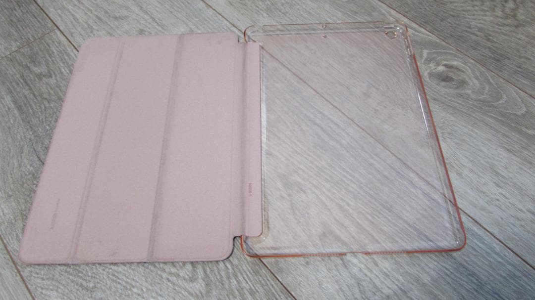 iPad 第7世代 128GB ゴールド MW6G2J／A SIMフリー