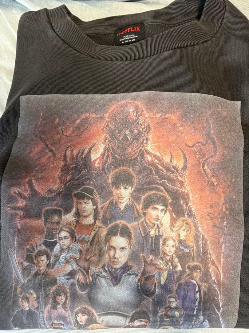 トップス Pigment Stranger Things S5Crewneck Sweat