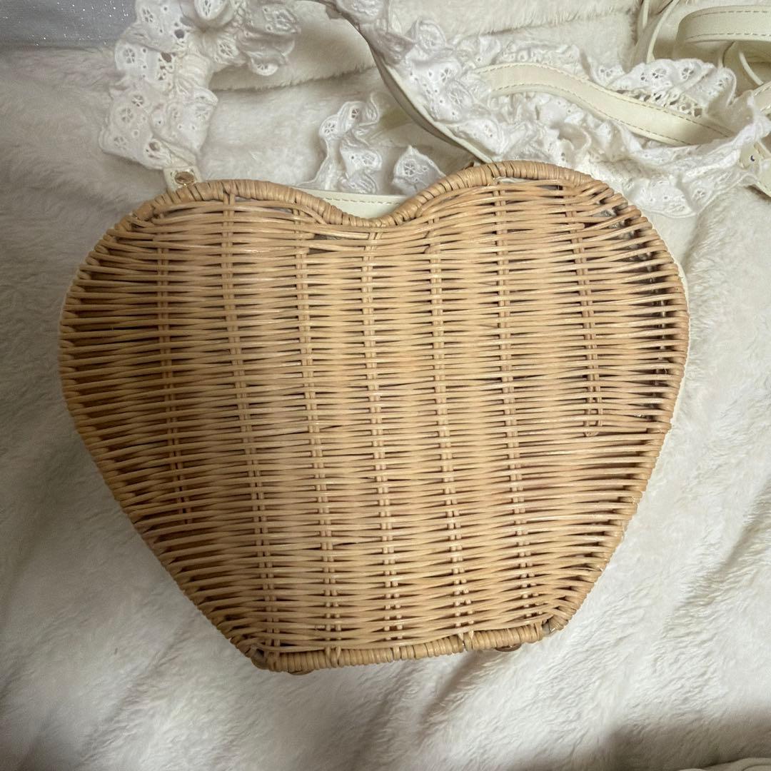 トリートユアセルフ　カゴバッグ