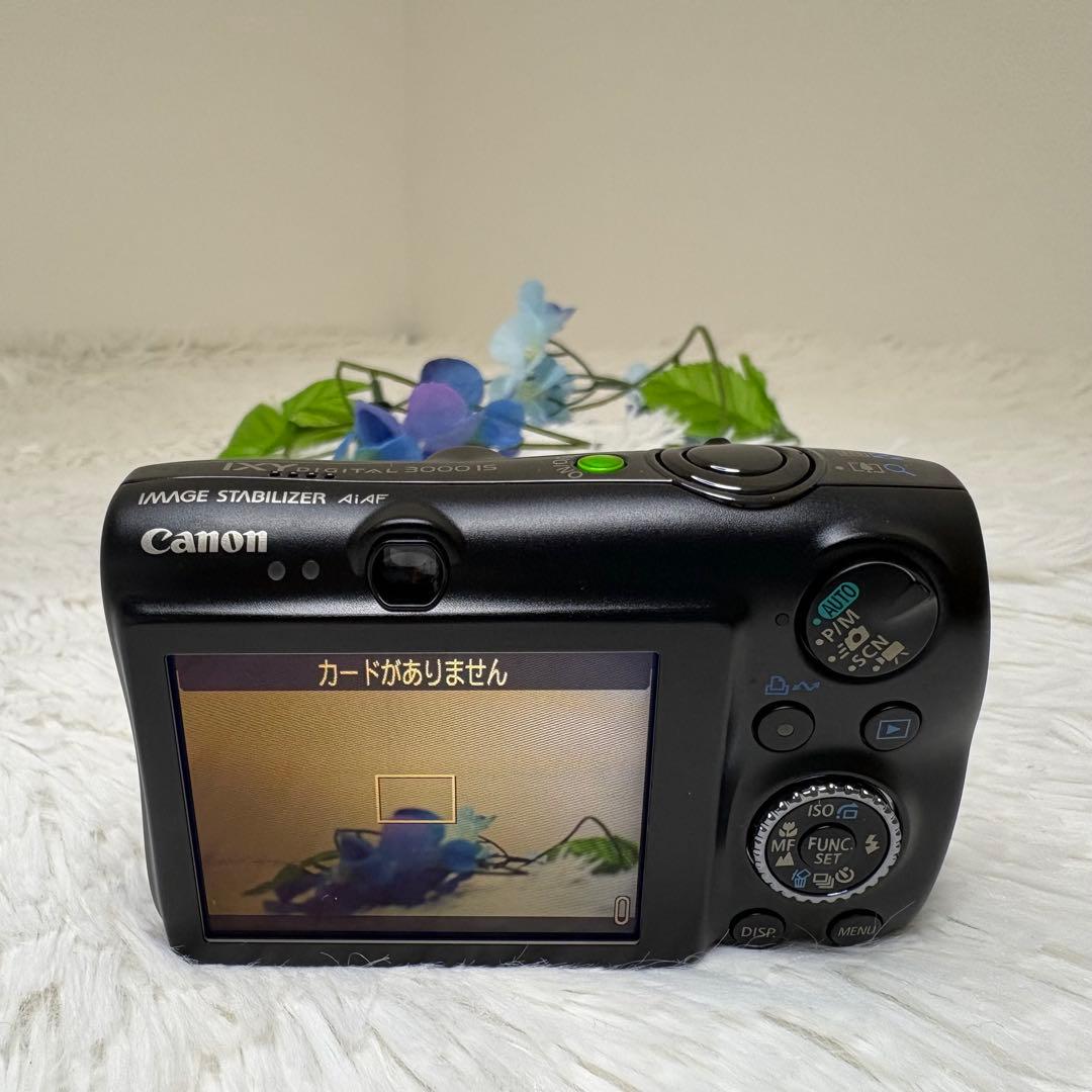 Canon カメラ　IXY 3000IS PC1332 充電器 コンデジ　動作品