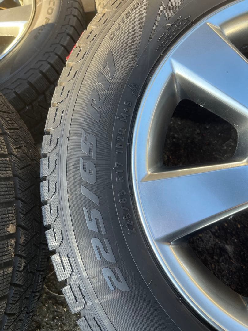 225/65R17 スタッドレス　トヨタ純正ホイール　ハリアー等に
