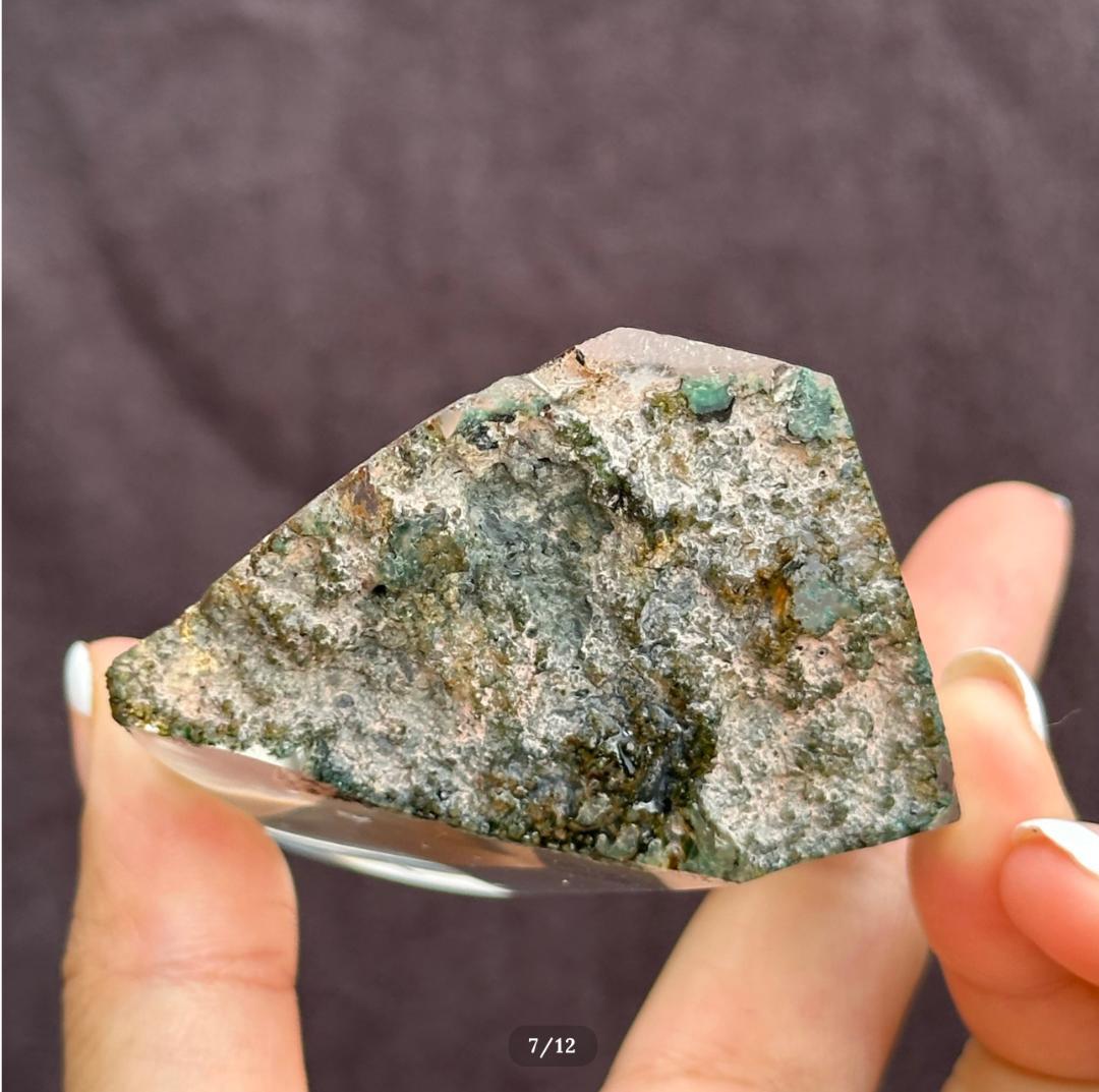 【ガーデン クォーツ】 ブラジル産 フリーフォーム