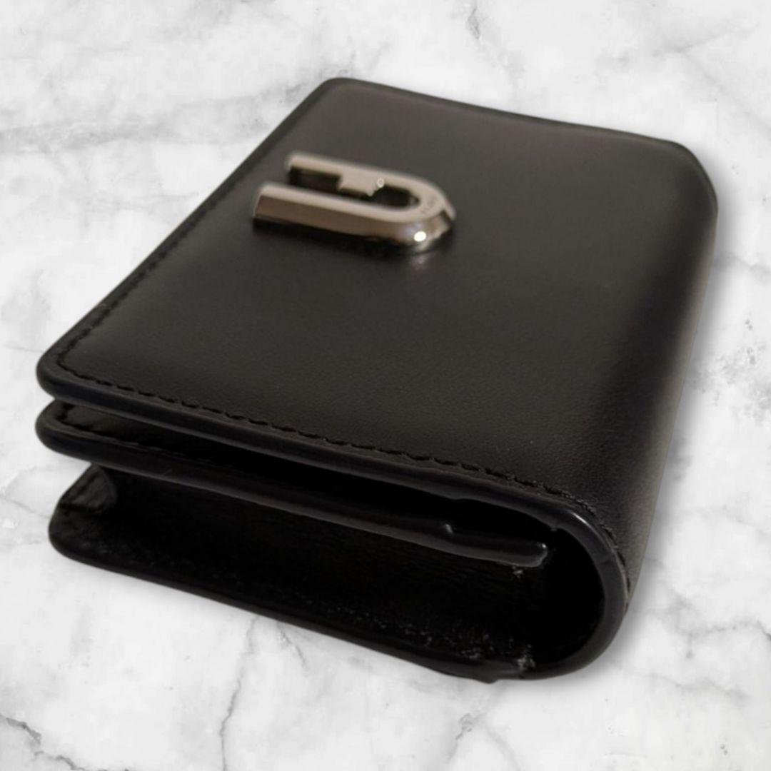 【新品未使用✨️】箱つき FURLA 本革 名刺入れカード入れ ブラックシンプル