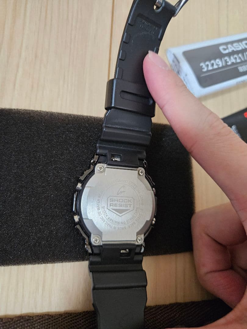 Gショック GM-5600B