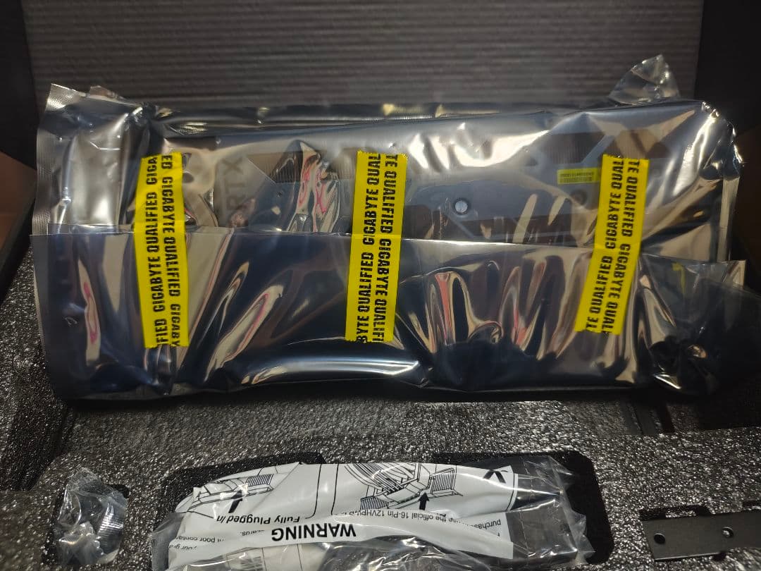 GIGABYTE GEFORCE RTX 4090 24GB② 新品.未使用