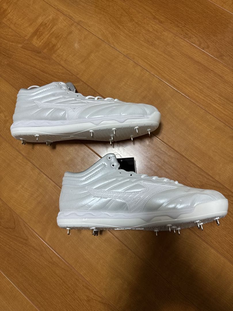 【新品未使用】Mizuno スピードレボプロ MID 27.0 cm ホワイト