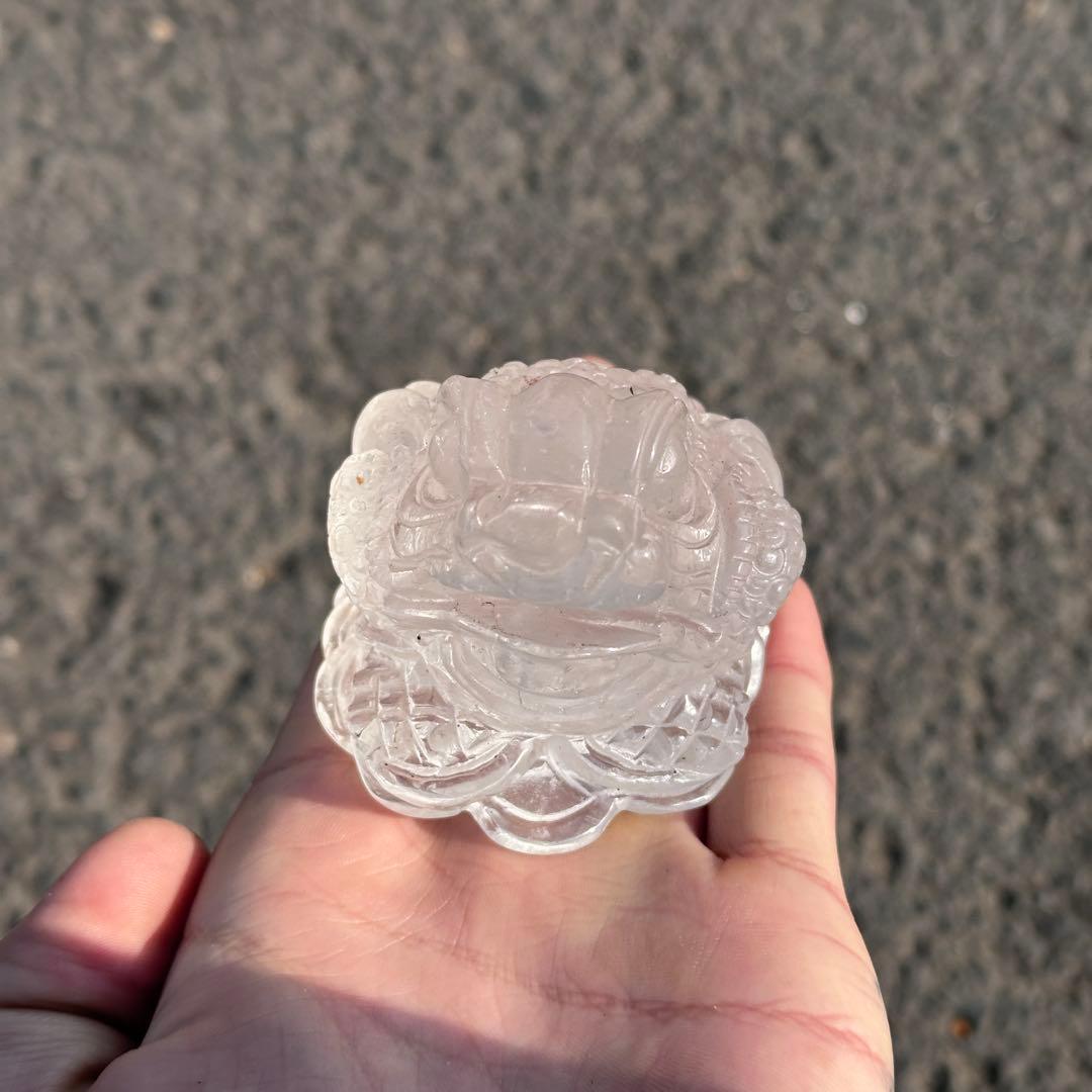 天然石水晶の銭蛙　置物　ご購入前に在庫確認必要G.280