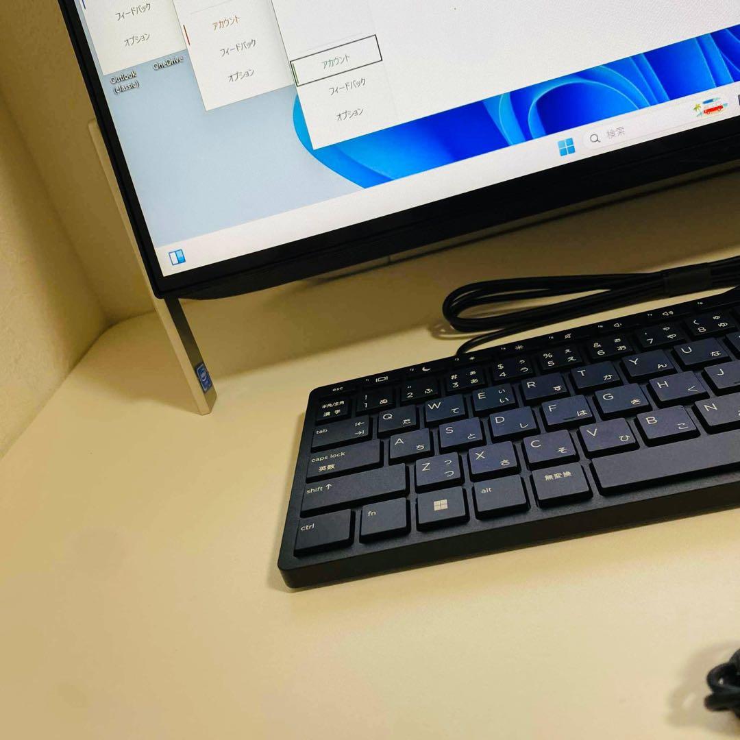 Y668 FujitsuデスクトップSSD256Gメモリ8G高速Window11