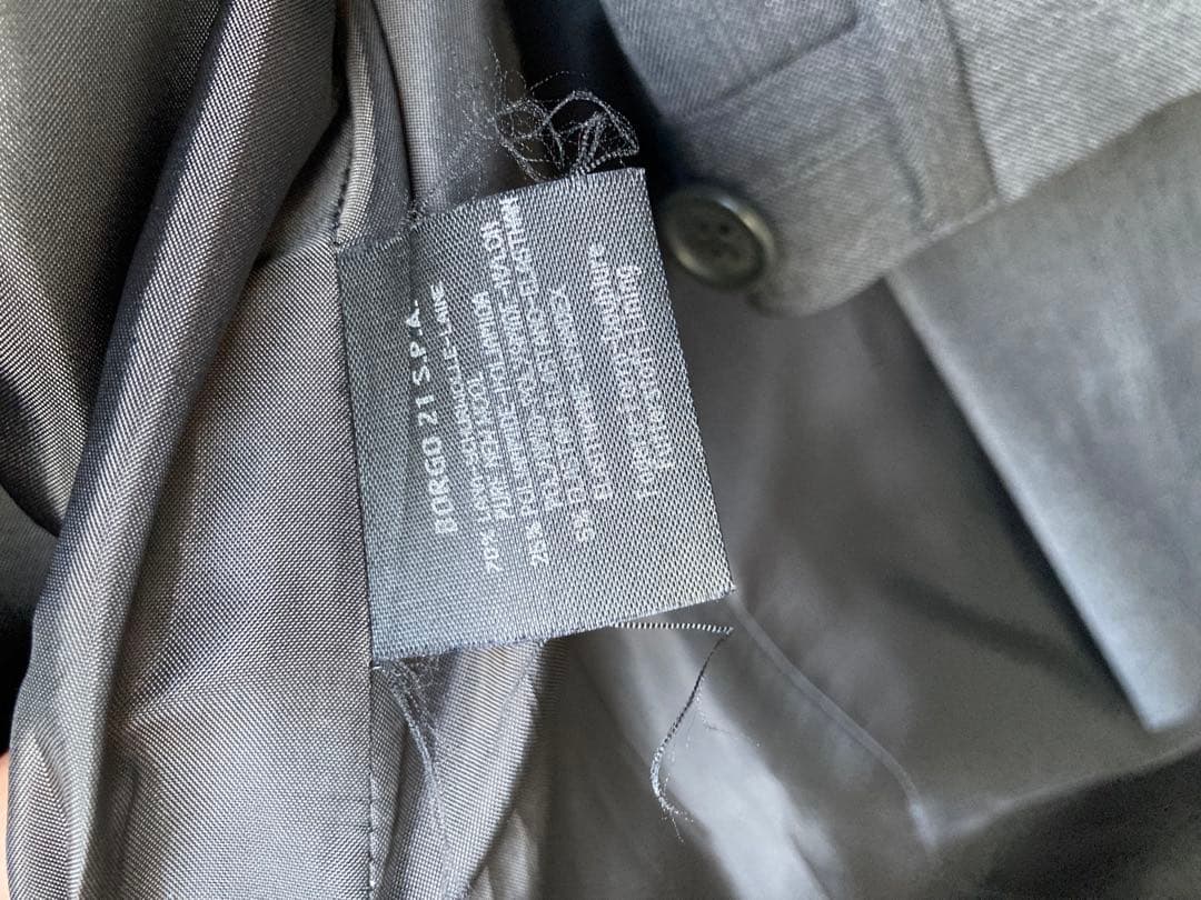 Giorgio Armani ダークグレー スーツ