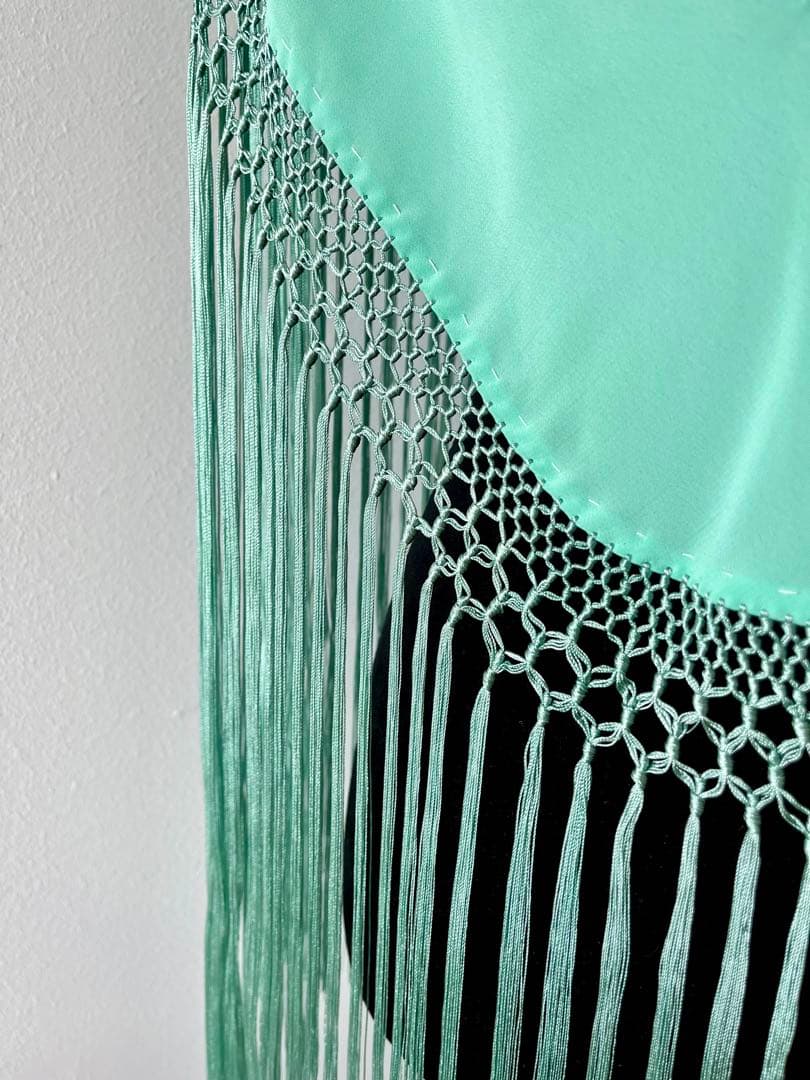 フラメンコ　刺繍シージョ　ミントグリーンxマルチカラー刺繍　ロングフレコ　シルク