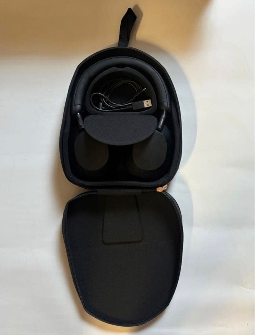 【美品・外箱付き】SONY WH-1000XM5 ワイヤレスヘッドホン ブラック