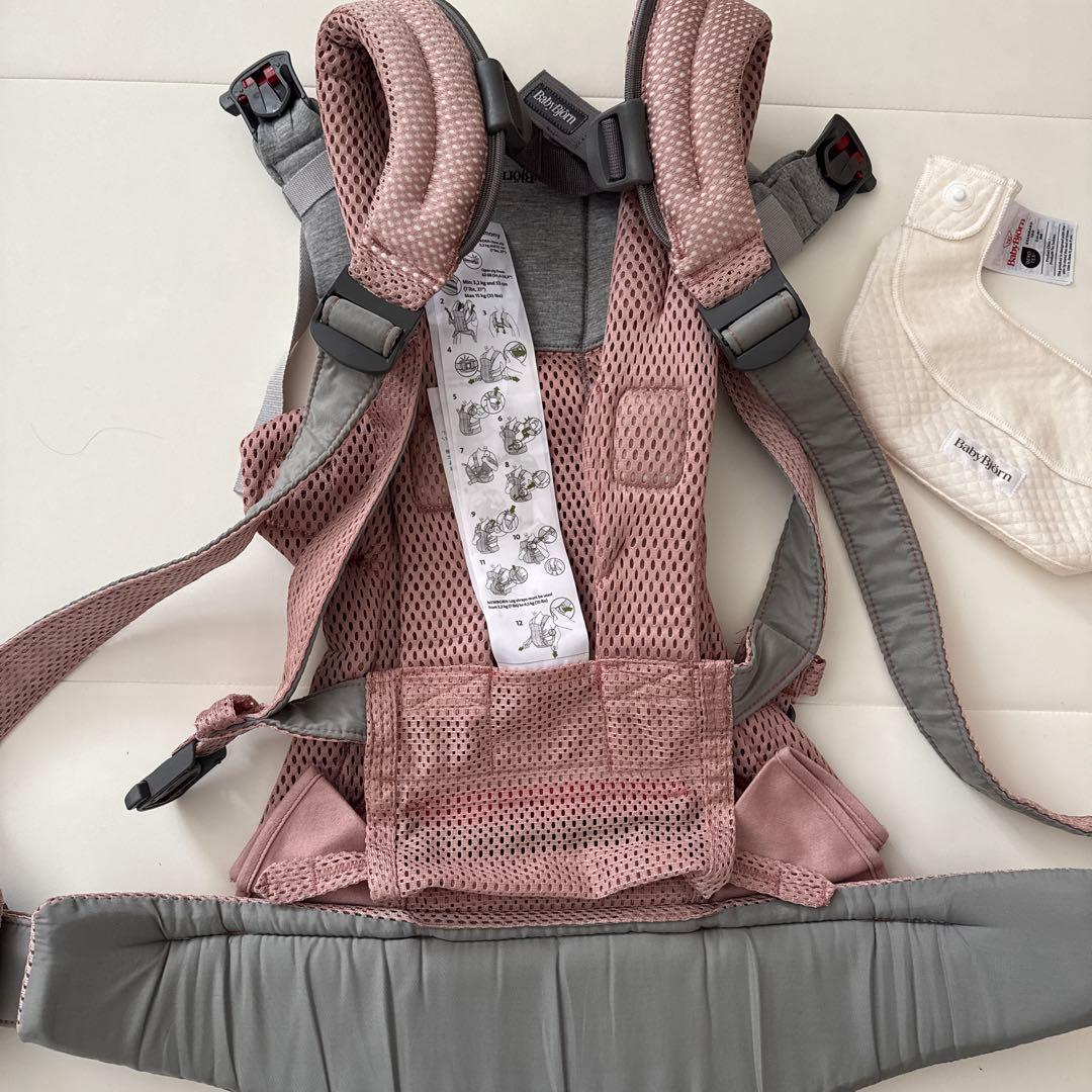ベビービョルン　抱っこ紐　ダスティピンク　メッシュ　ハーモニー