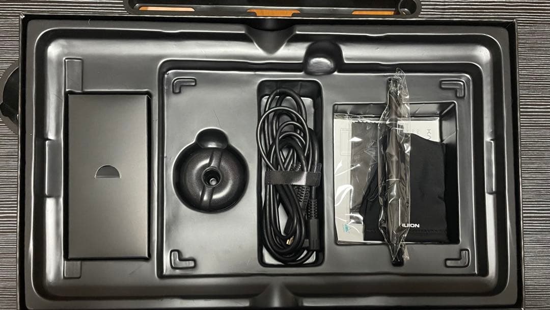 HUION KAMVAS Pro13 13.3インチ