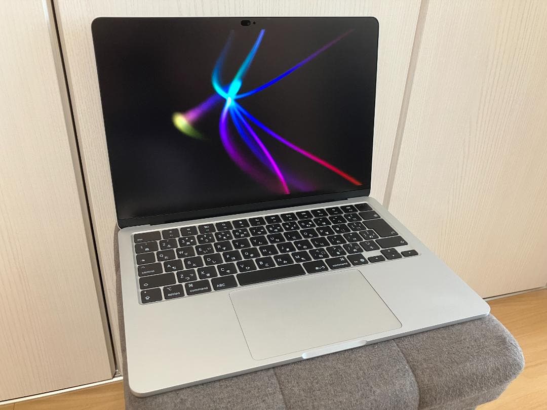 MacBook Air M4 シルバー 13インチ