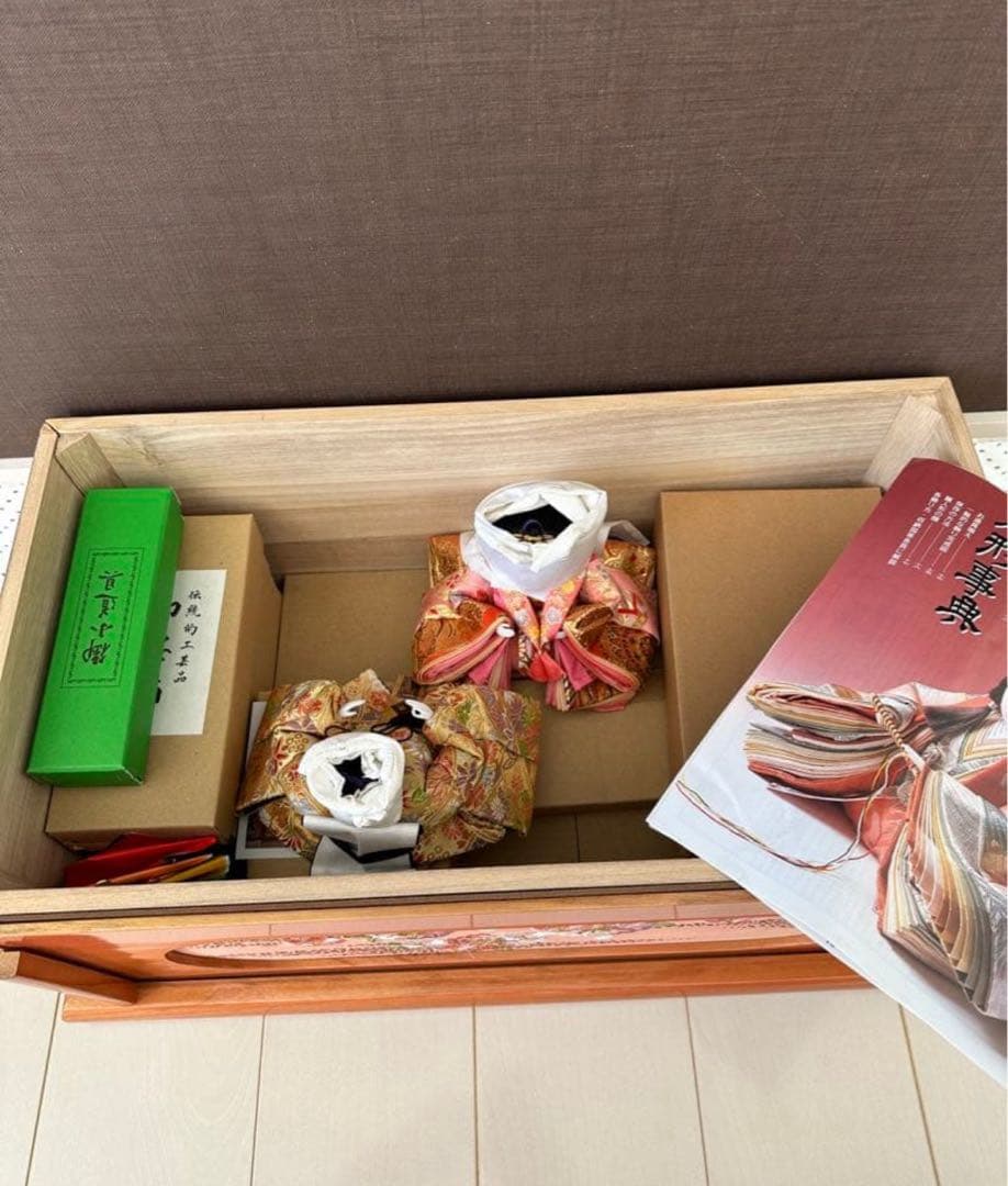 コンパクト雛人形