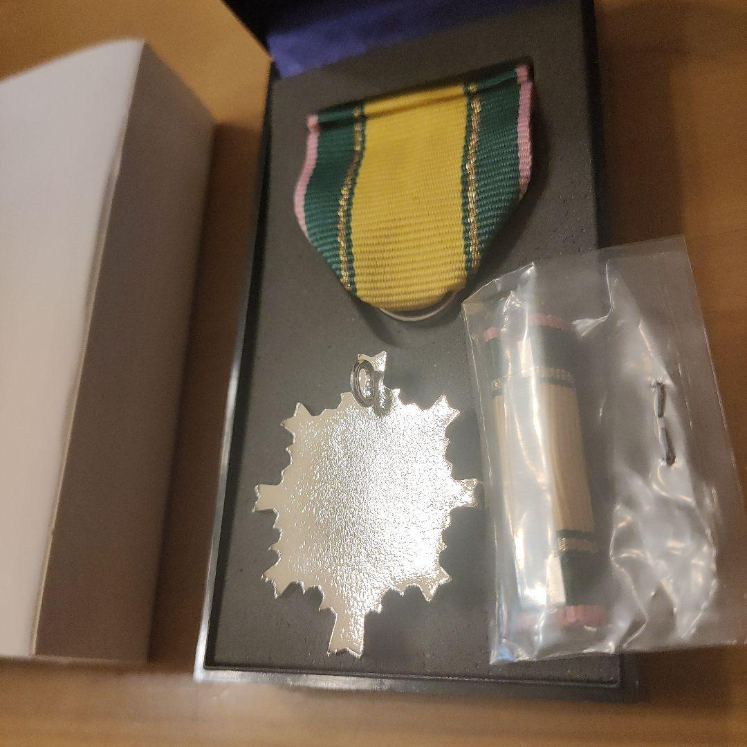 【激レア 極美品!】第三級 防衛功労章 第6号賞詞 防衛記念章 現行タイプ 勲章