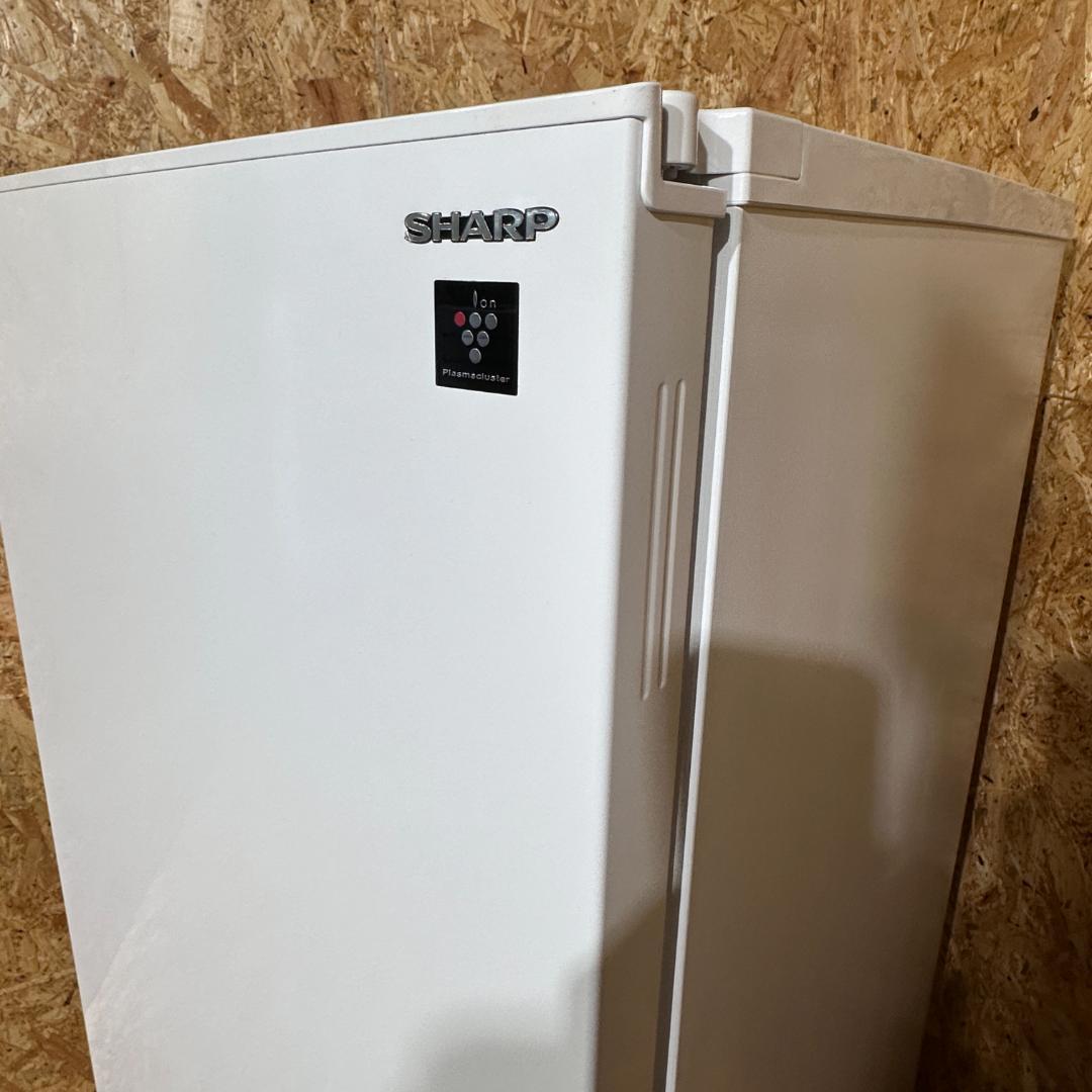 FJ-HF13H-W 冷凍冷蔵庫　SHARP 2023年　126L　冷凍庫