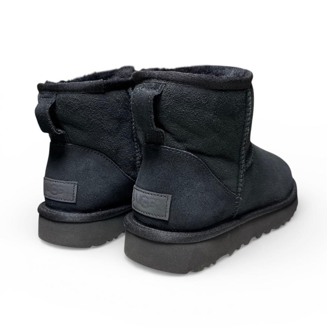 UGG クラシックミニⅡ ムートンブーツ BLK