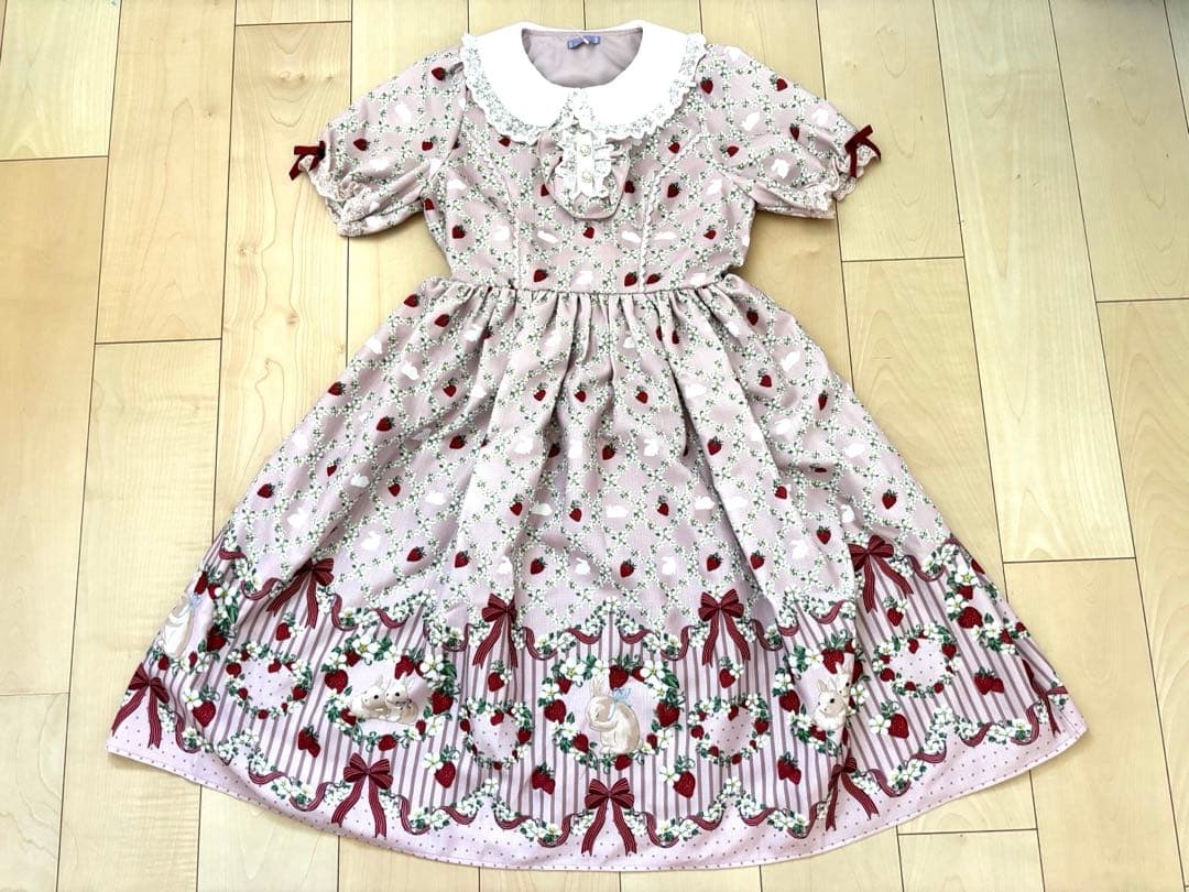 み*ね様 最終値下げ　アクシーズファムカワイイ　ベリーフィールズワンピース　ピン