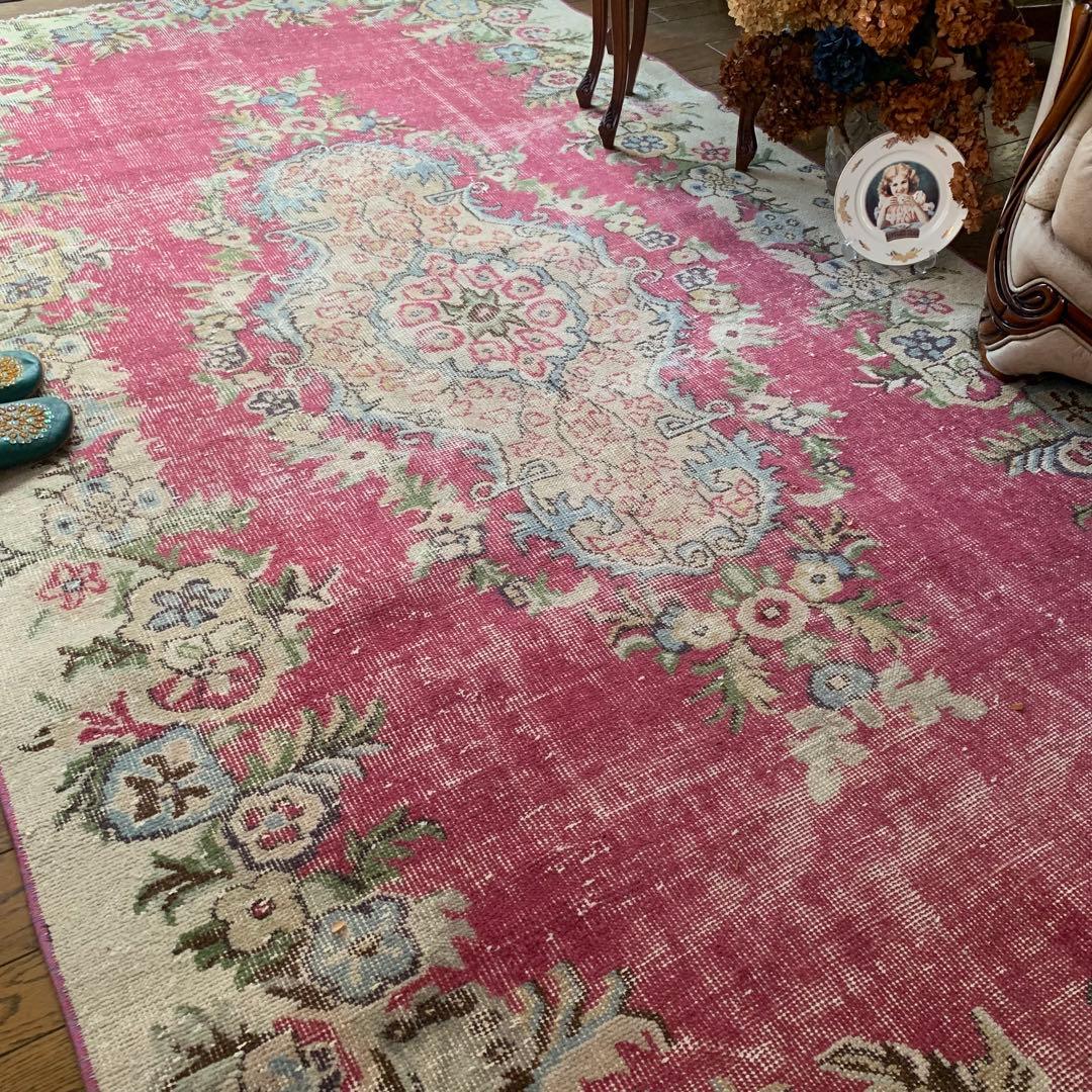超大判　ローズピンク　259×150 トルコヴィンテージラグ　ボタニカル