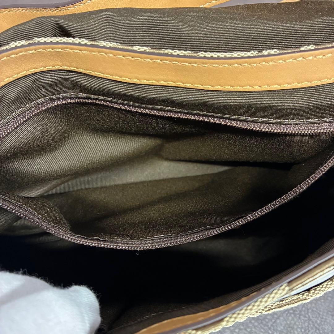 【鑑定済み・タグ付き】COACH シグネチャー F13113 ワンショルダー