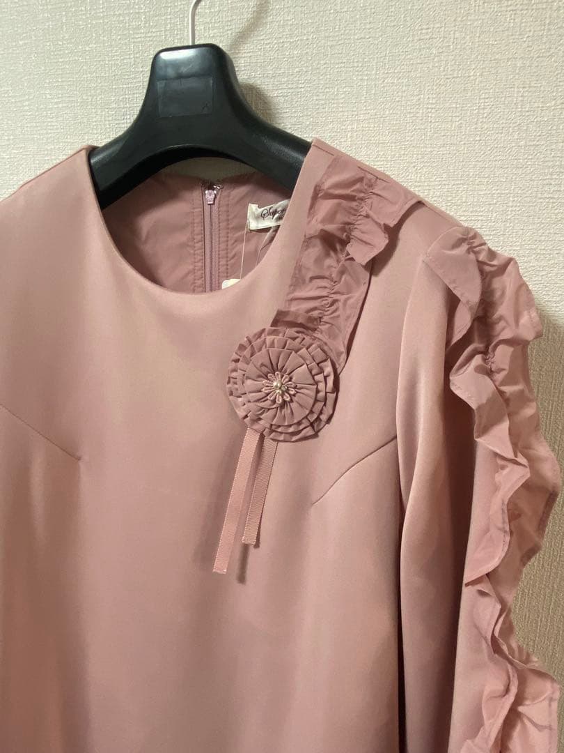 【新品札付き】★Super Beauty★ワンピース　42 L相当