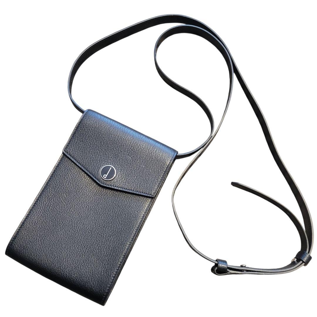 未使用　ダンヒル ショルダーバッグ レザー ロゴデザイン ボディバッグ ブラック