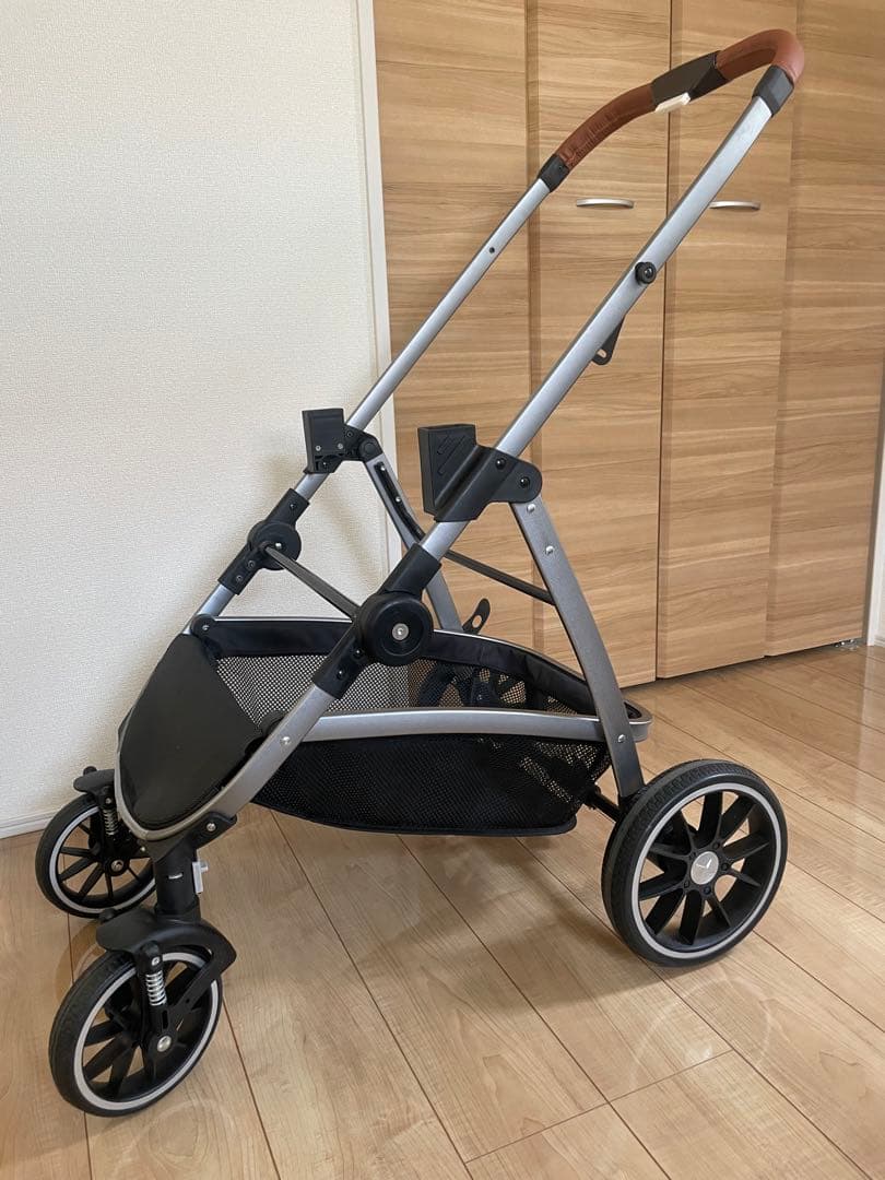 値下げしました‼️折りたたみ式ペットカート グレー送料込みで安心