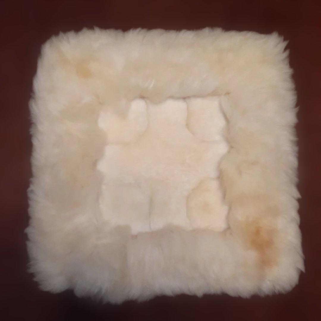 新品 リアルムートン クッション 2枚セット 毛足長厚 アイボリー 羊毛皮自然色