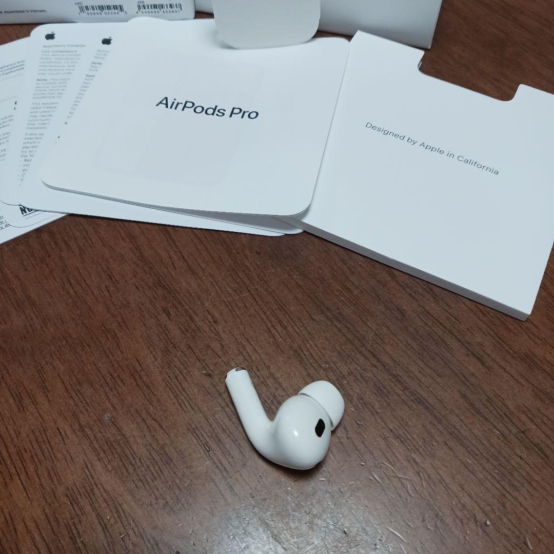 AirPods Pro 第2世代 右耳USB-C 本体 充電ケース カバー付