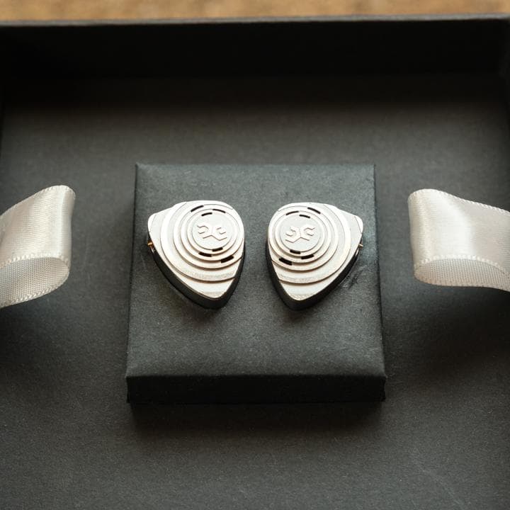 Elysian Acoustic Labs PILGRIM 【付属品完備】